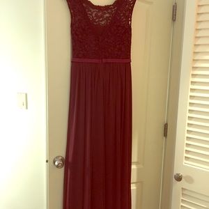David’s Bridal Size 4 - Wine color Long Dress